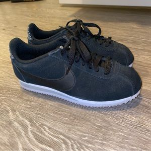 Black Nike Cortez